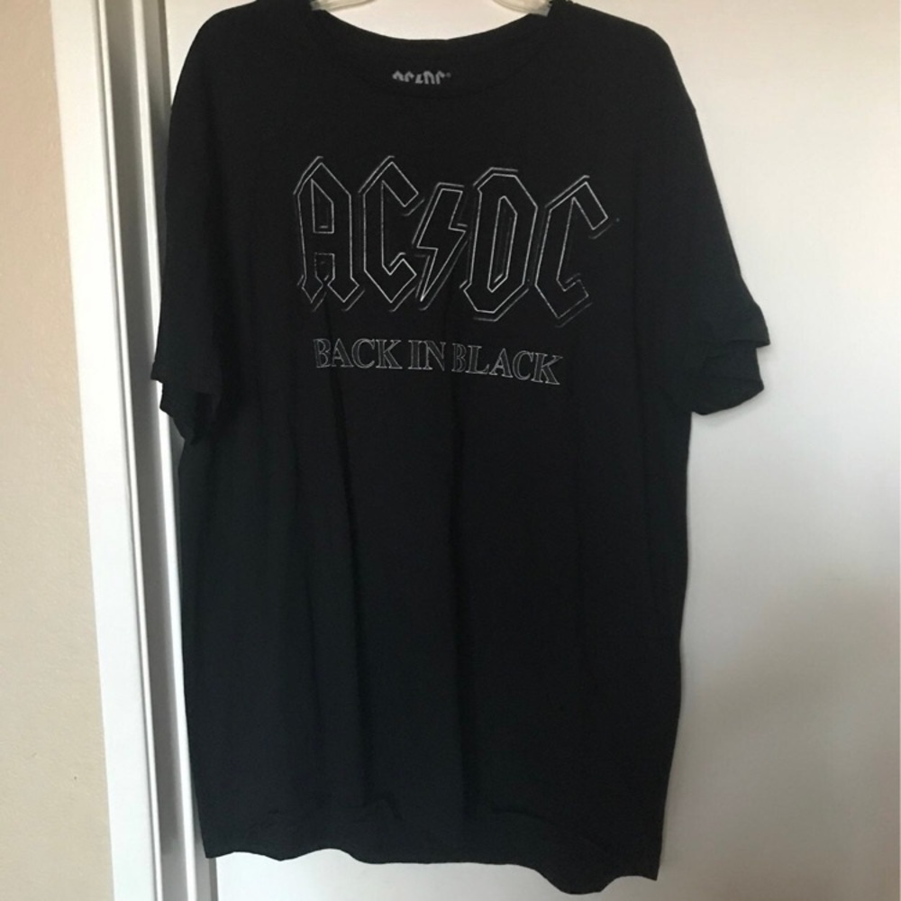 Men’s Graphic Tee
